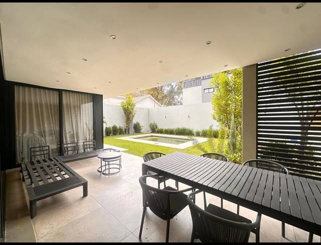 4 BEDROOM HOUSE FOR SALE IN HOUGHTON